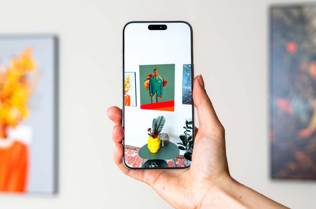 Augmented reality (AR)